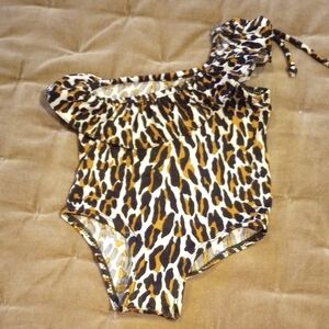 Leopard Print One-Shoulder Swimsuit